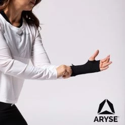 ARYSE HYPERKNIT Wrist Sleeve Athletic Recovery