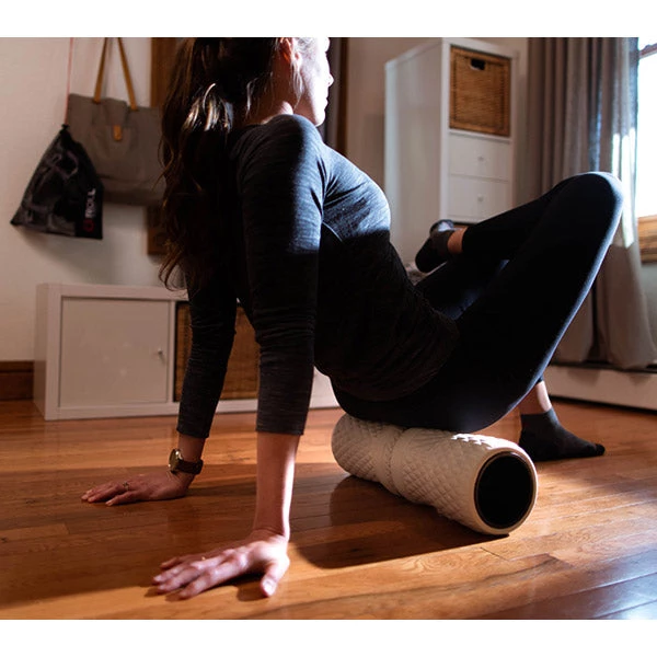 ROLL Recovery R4 Foam Roller 6 ROLL Recovery R4 Foam Roller