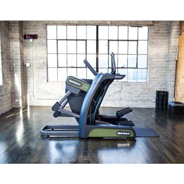 SportsArt G886 Verso Status Eco-Powr Cross Trainer 1 SportsArt G886 Verso Status Eco-Powr Cross Trainer