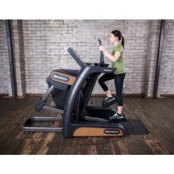 SportsArt V886-16 Verso Cross Trainer Cardio Machines 7 SportsArt V886-16 Verso Cross Trainer Cardio Machines
